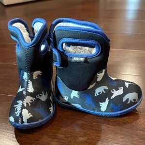 BOGS Polar Bear Print Boots